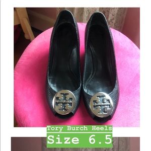 Tory Burch Black Heels!